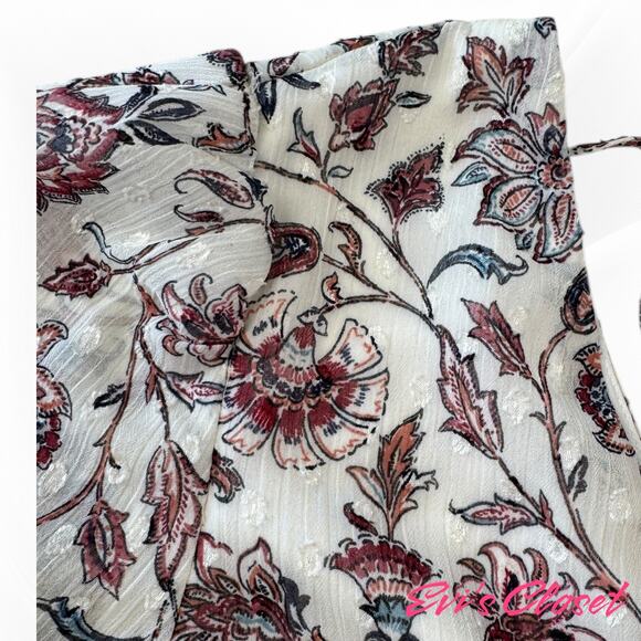 BCX Floral White Pink Embossed Women's Blouse. Rushed V.Neck Sz M. - Picture 4 of 9